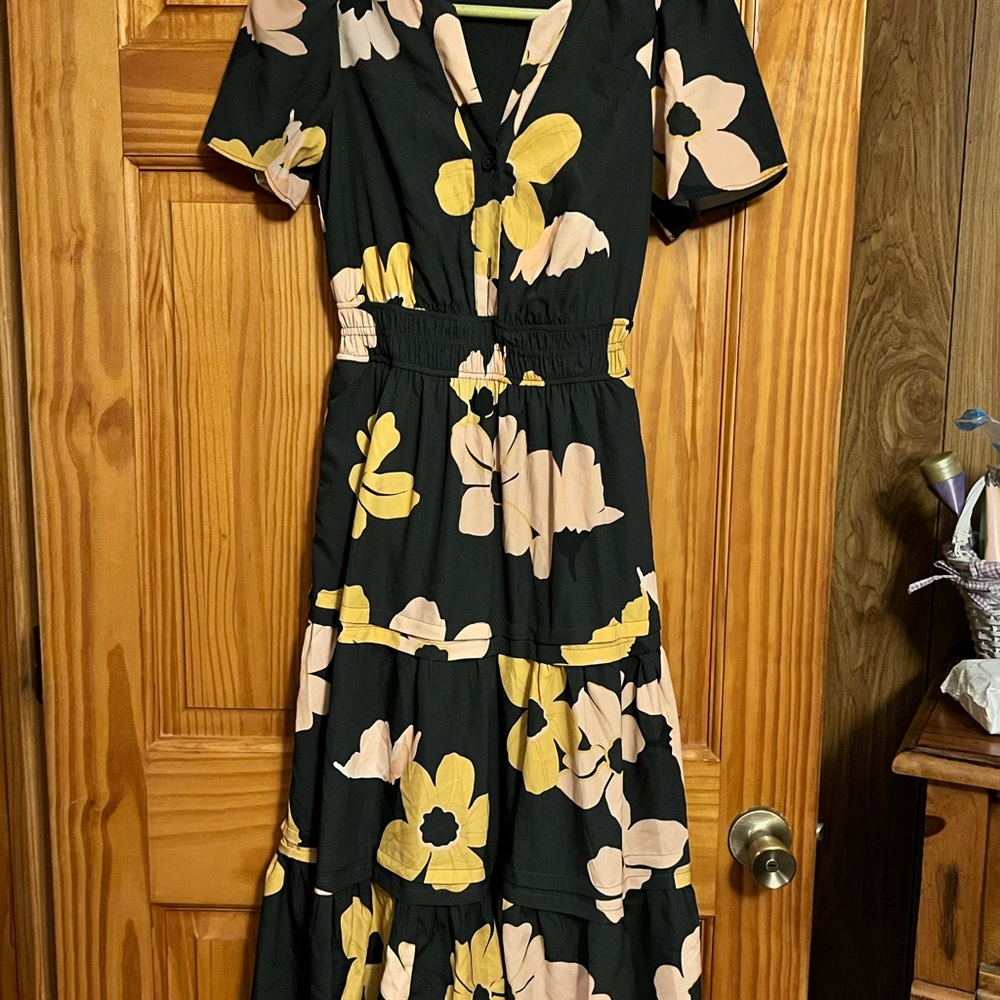 Chic Black and Yellow Floral Maxi Dress